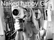 Naked happy Girls.jpg